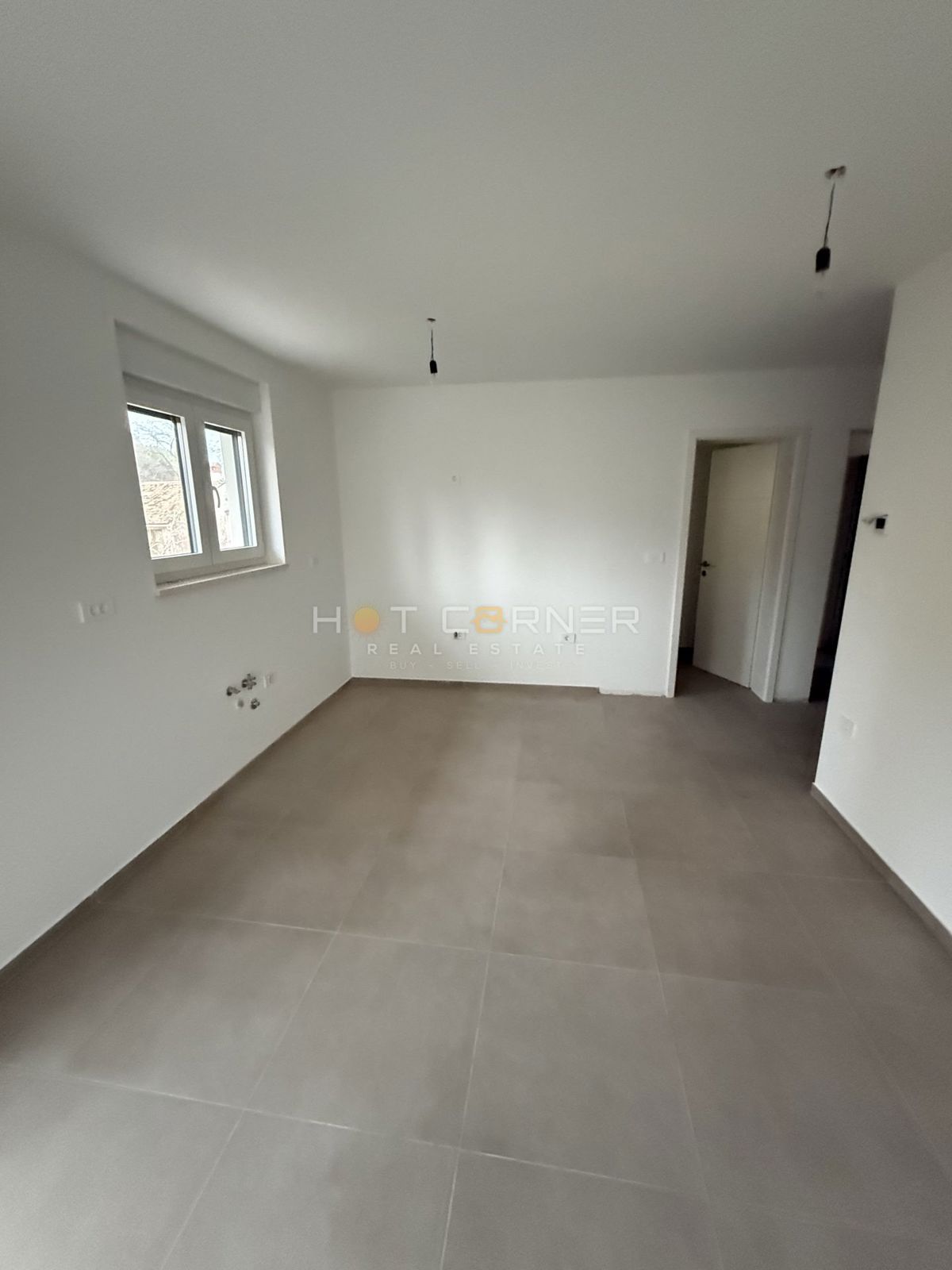 Pola, centro, posizione eccellente, nuova costruzione, 1° piano, 2 camere da letto, terrazza, ascensore