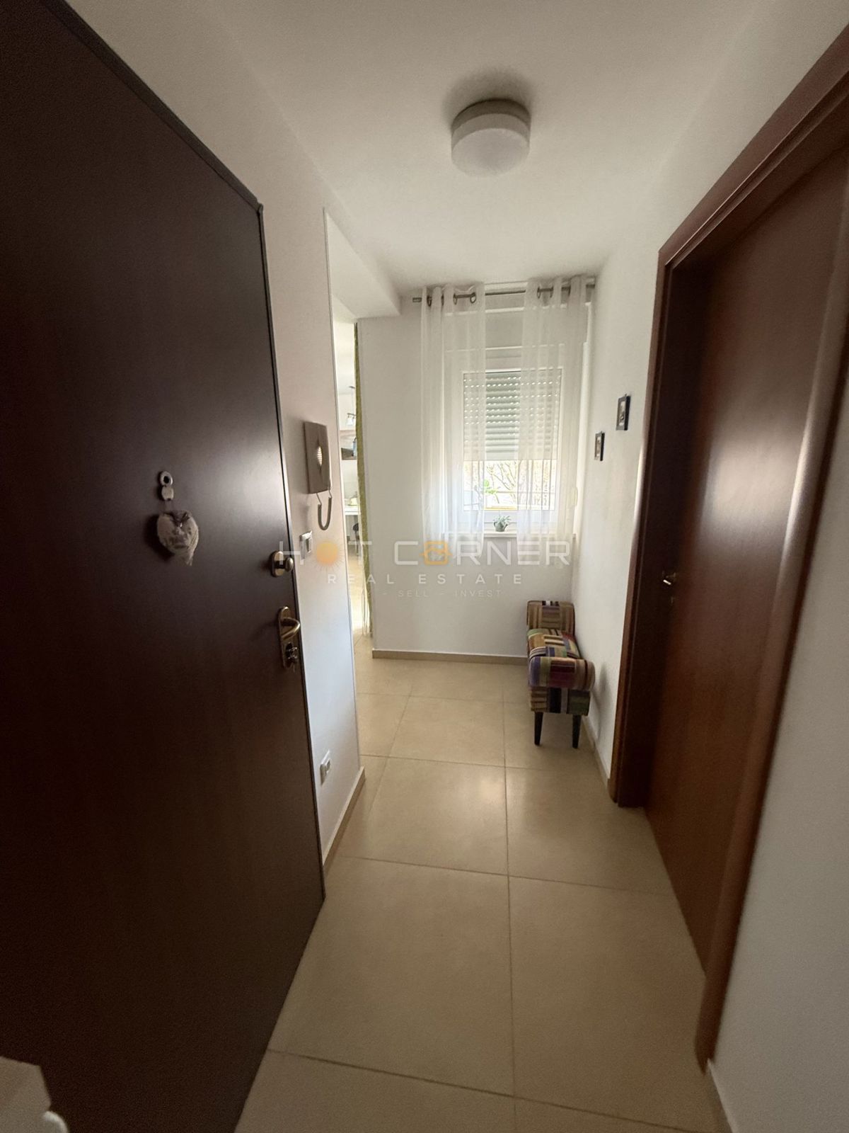 Štinjan, bell'appartamento, 2 camere da letto, terrazza, vicinanza alla spiaggia, FUNZIONALE