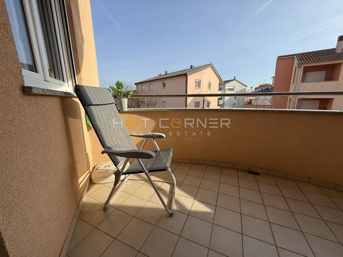 Štinjan, bell'appartamento, 2 camere da letto, terrazza, vicinanza alla spiaggia, FUNZIONALE