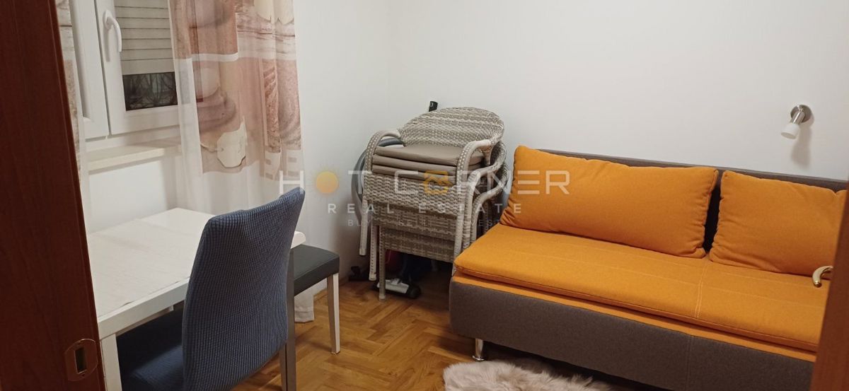 Štinjan, bell'appartamento, 2 camere da letto, terrazza, vicinanza alla spiaggia, FUNZIONALE