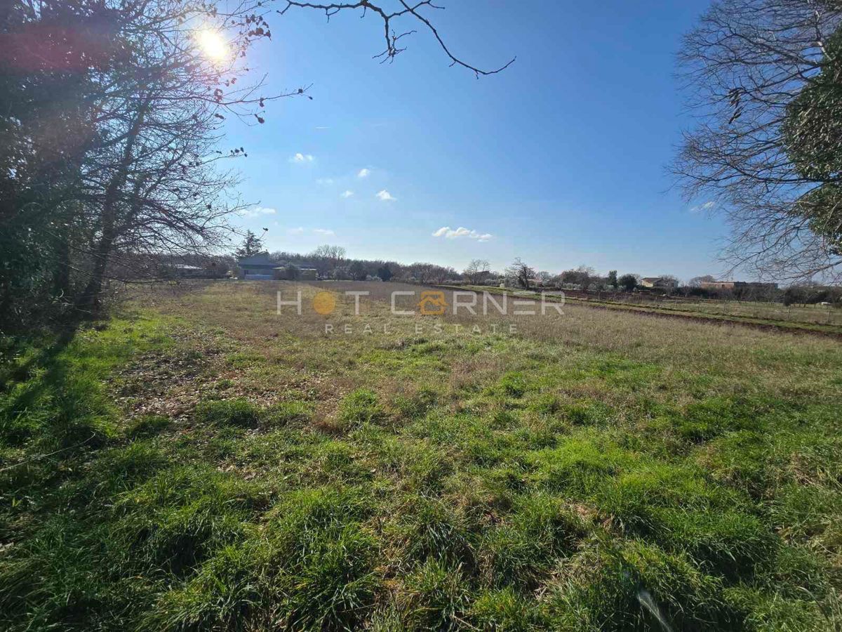 Terreno edificabile Muntić, 417 m² / €45.870