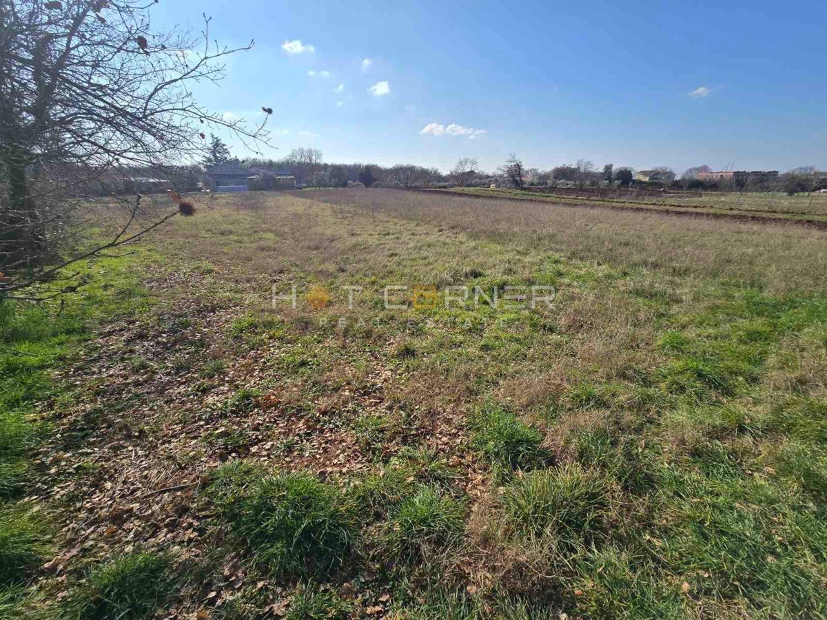 Terreno edificabile Muntić, 417 m² / €45.870