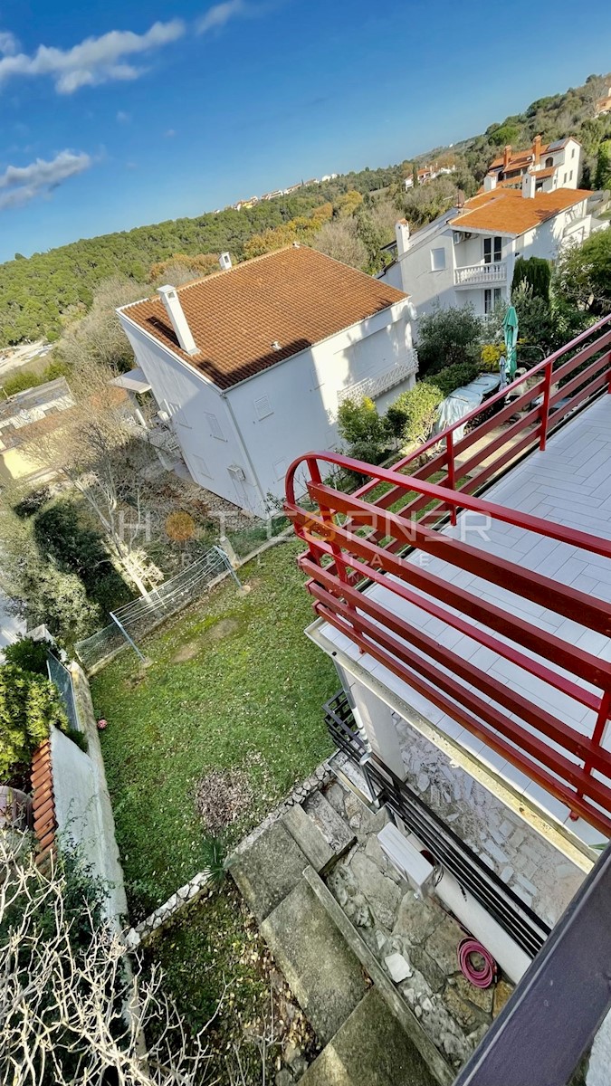 Banjole, appartamento vista mare con 4 camere da letto