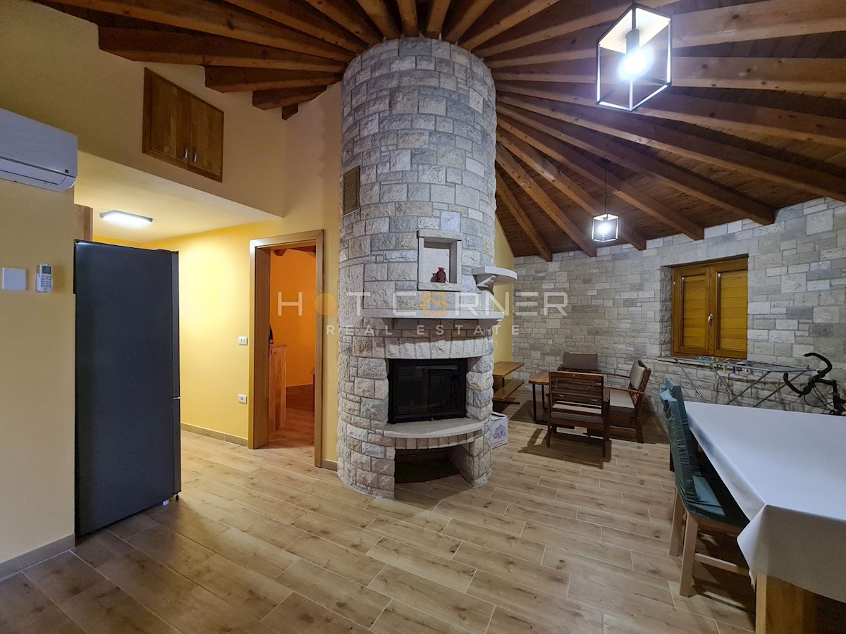 Casa Peruški, Marčana, 225m2