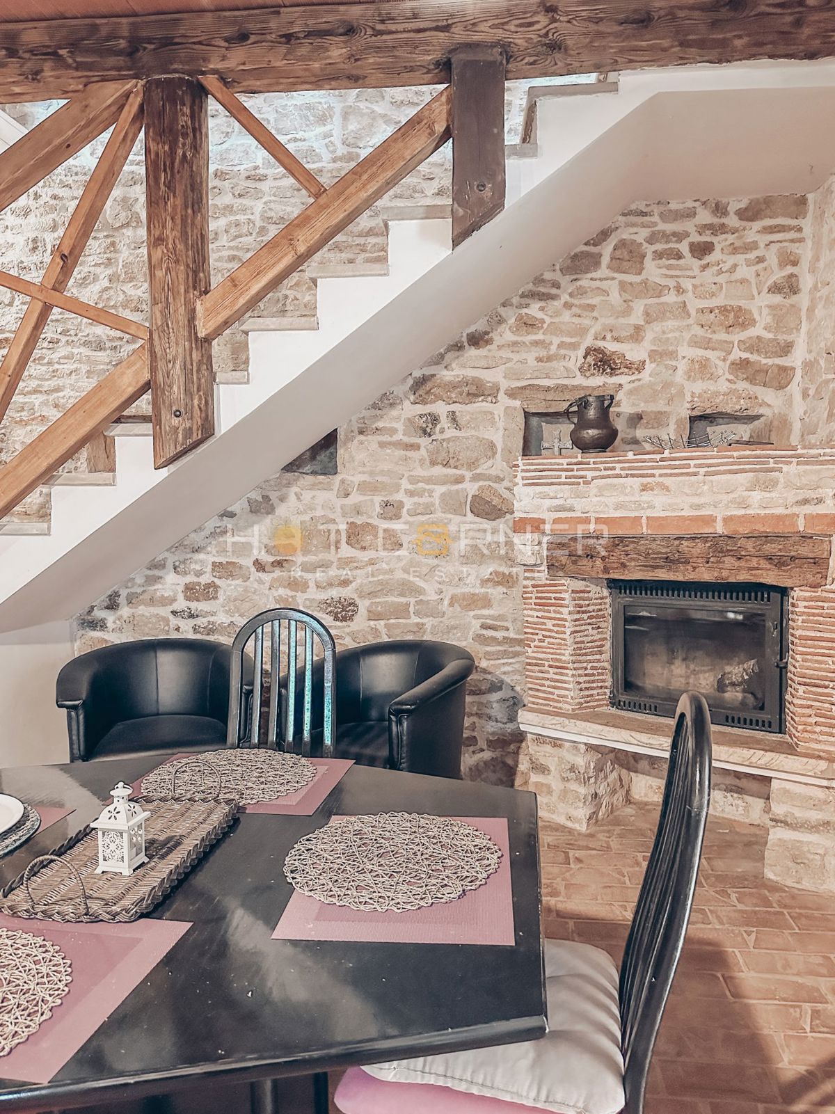GRANDE OPPORTUNITÀ! Casa in pietra con piscina a Bokordići, Svetvinčenat, 212m2
