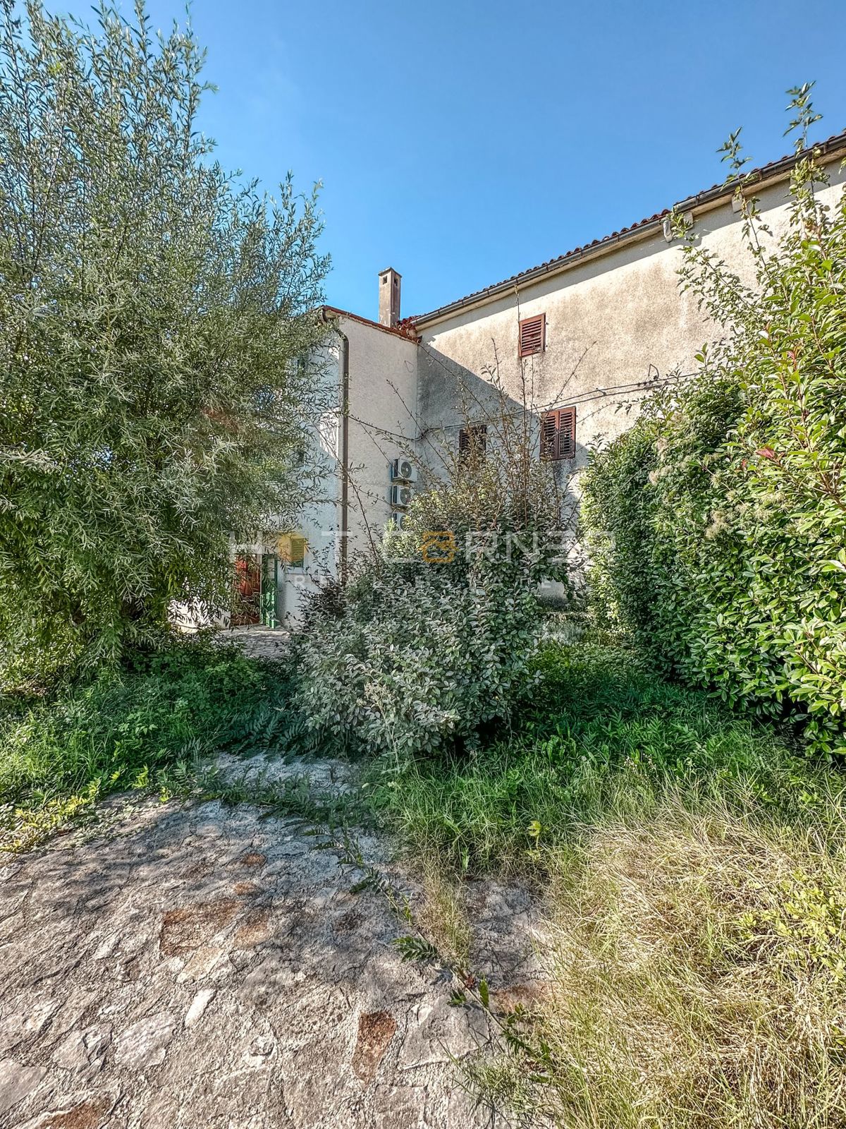 GRANDE OPPORTUNITÀ! Casa in pietra con piscina a Bokordići, Svetvinčenat, 212m2