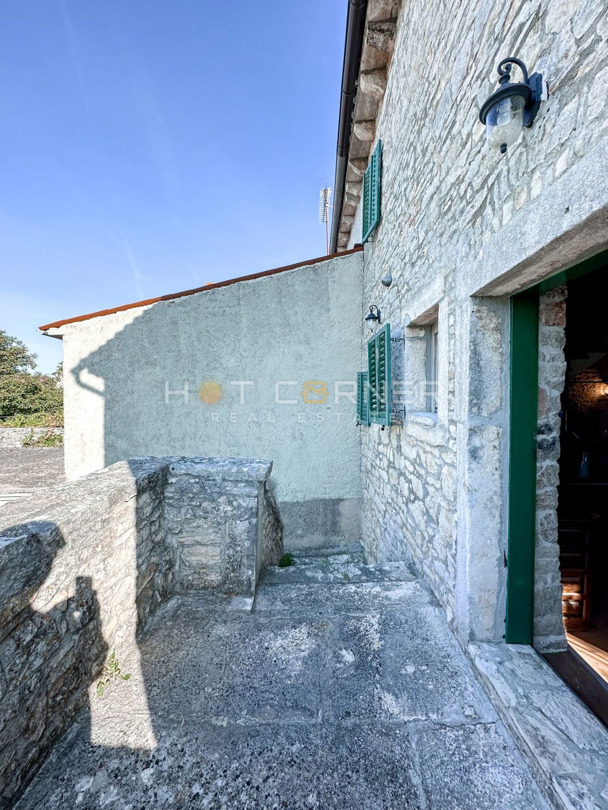 GRANDE OPPORTUNITÀ! Casa in pietra con piscina a Bokordići, Svetvinčenat, 212m2