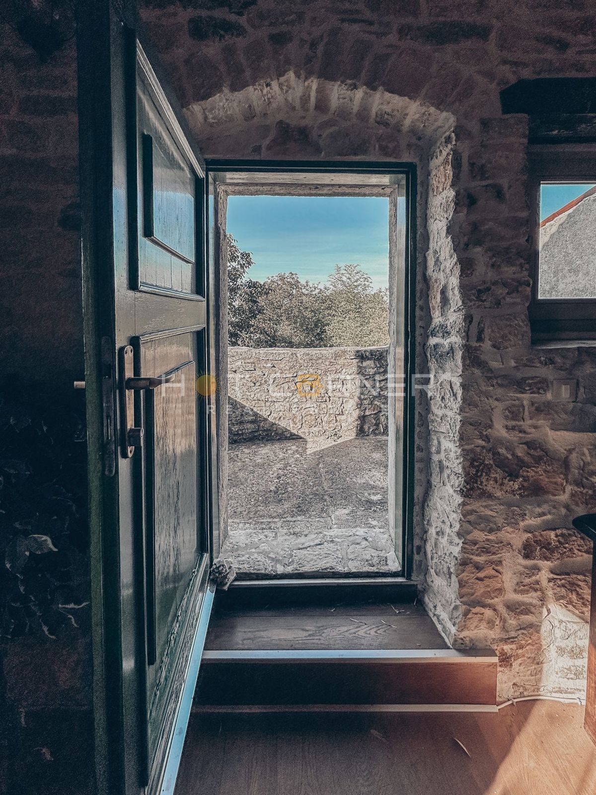 GRANDE OPPORTUNITÀ! Casa in pietra con piscina a Bokordići, Svetvinčenat, 212m2