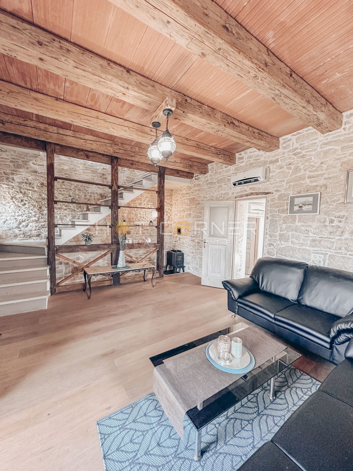 GRANDE OPPORTUNITÀ! Casa in pietra con piscina a Bokordići, Svetvinčenat, 212m2