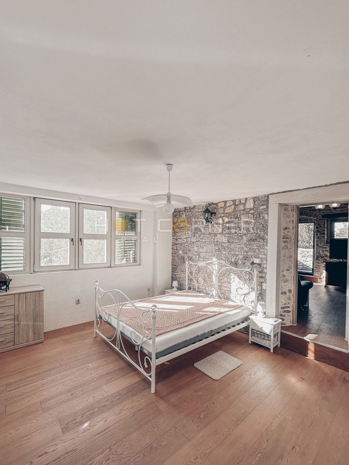 GRANDE OPPORTUNITÀ! Casa in pietra con piscina a Bokordići, Svetvinčenat, 212m2