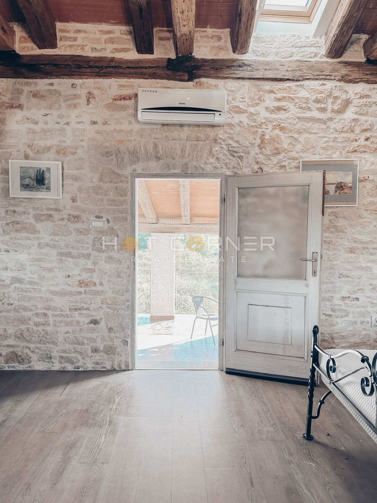 GRANDE OPPORTUNITÀ! Casa in pietra con piscina a Bokordići, Svetvinčenat, 212m2