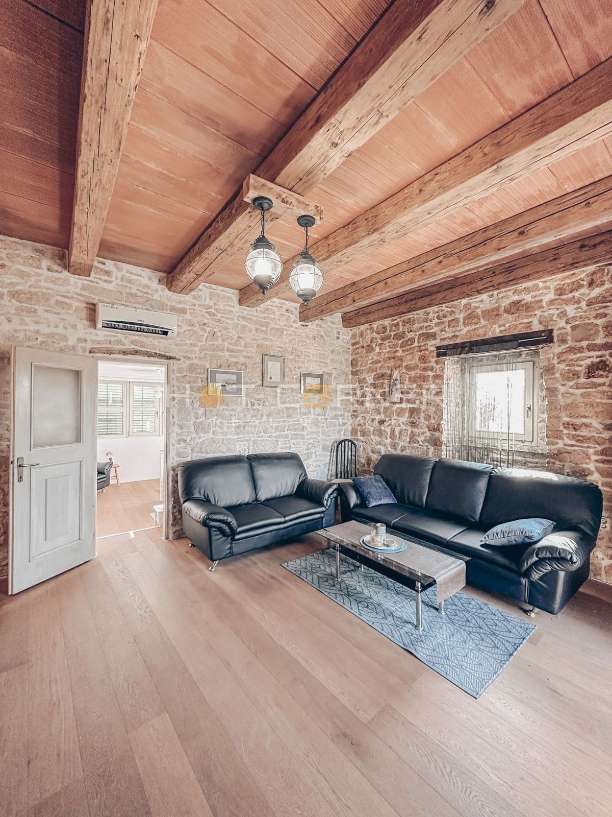 GRANDE OPPORTUNITÀ! Casa in pietra con piscina a Bokordići, Svetvinčenat, 212m2