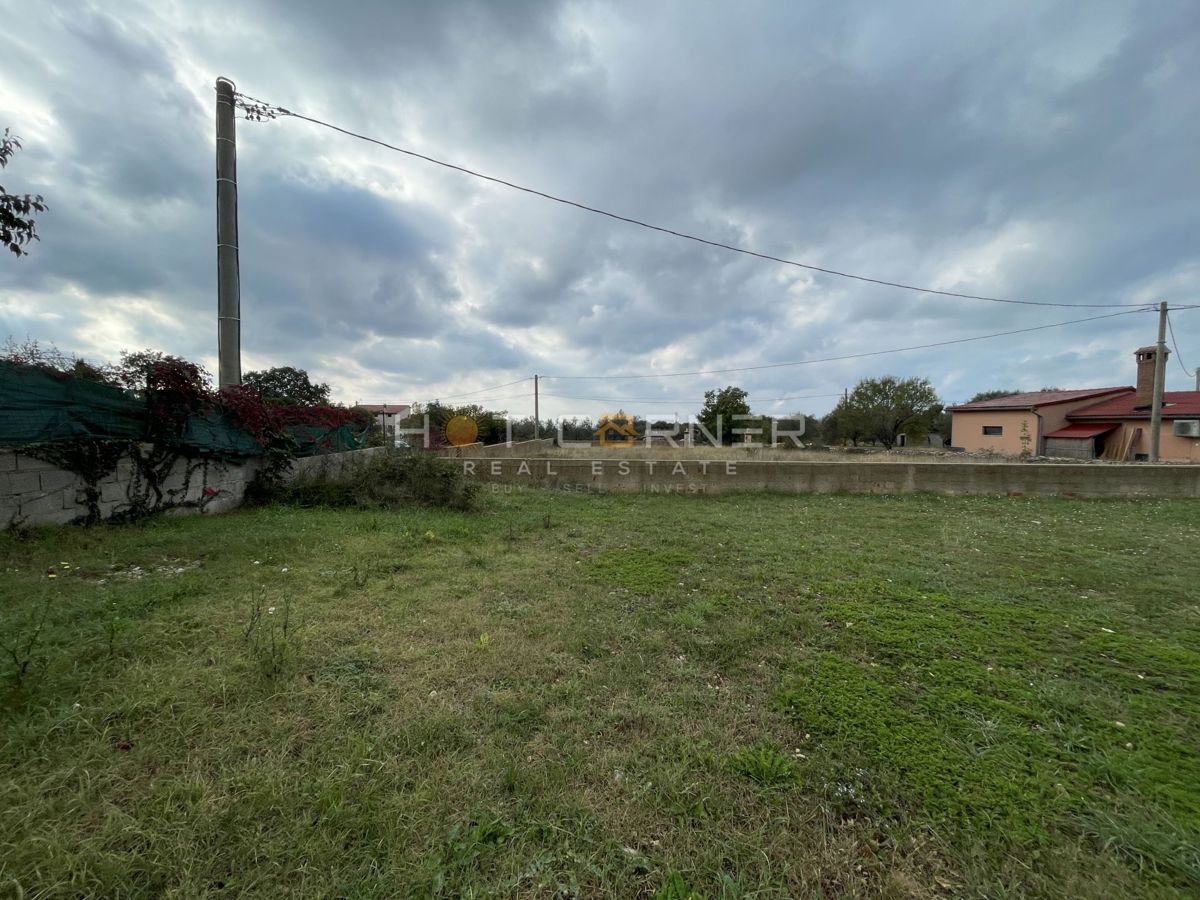 Terreno edificabile Rovinj, 715m2