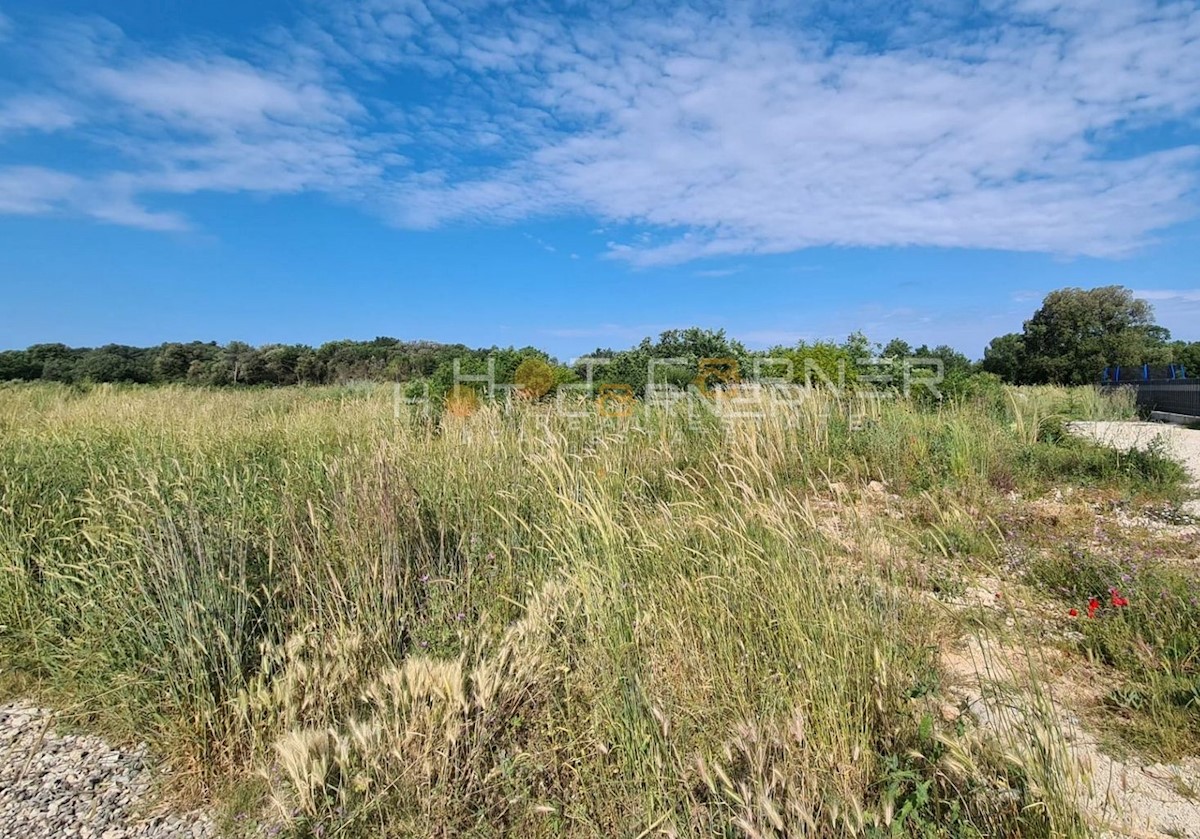 Terreno edificabile Loborika, Marčana, 860m2