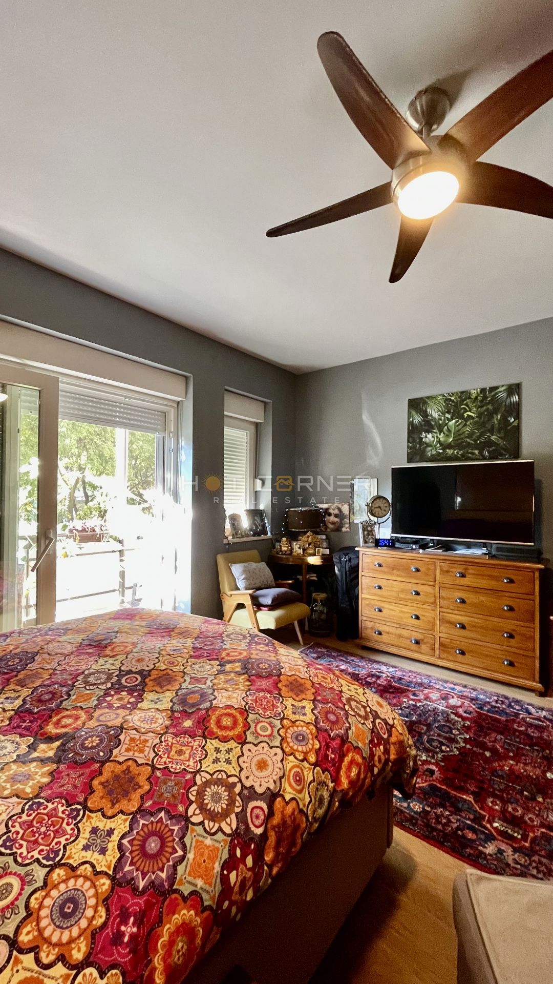 Appartamento vibrante ristrutturato nel cuore verde di Pola