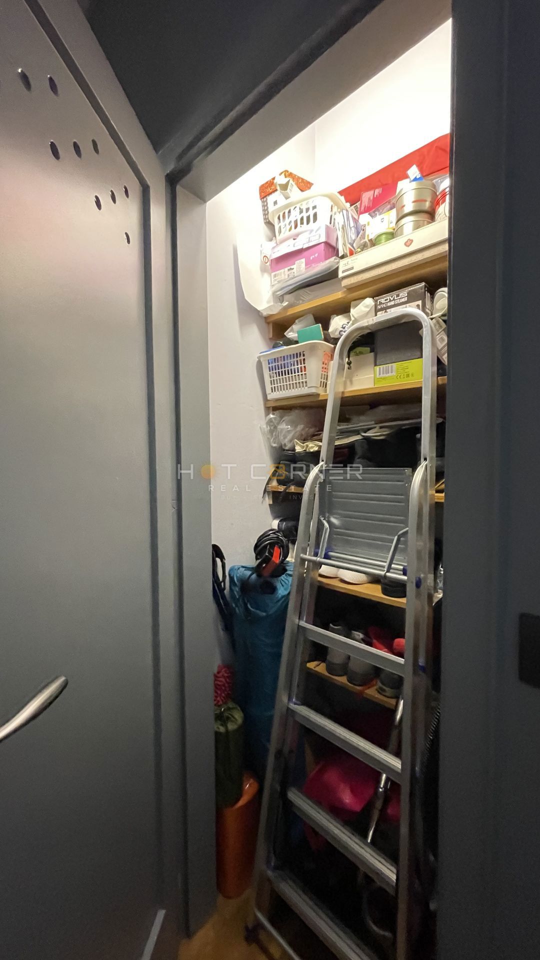 Appartamento vibrante ristrutturato nel cuore verde di Pola