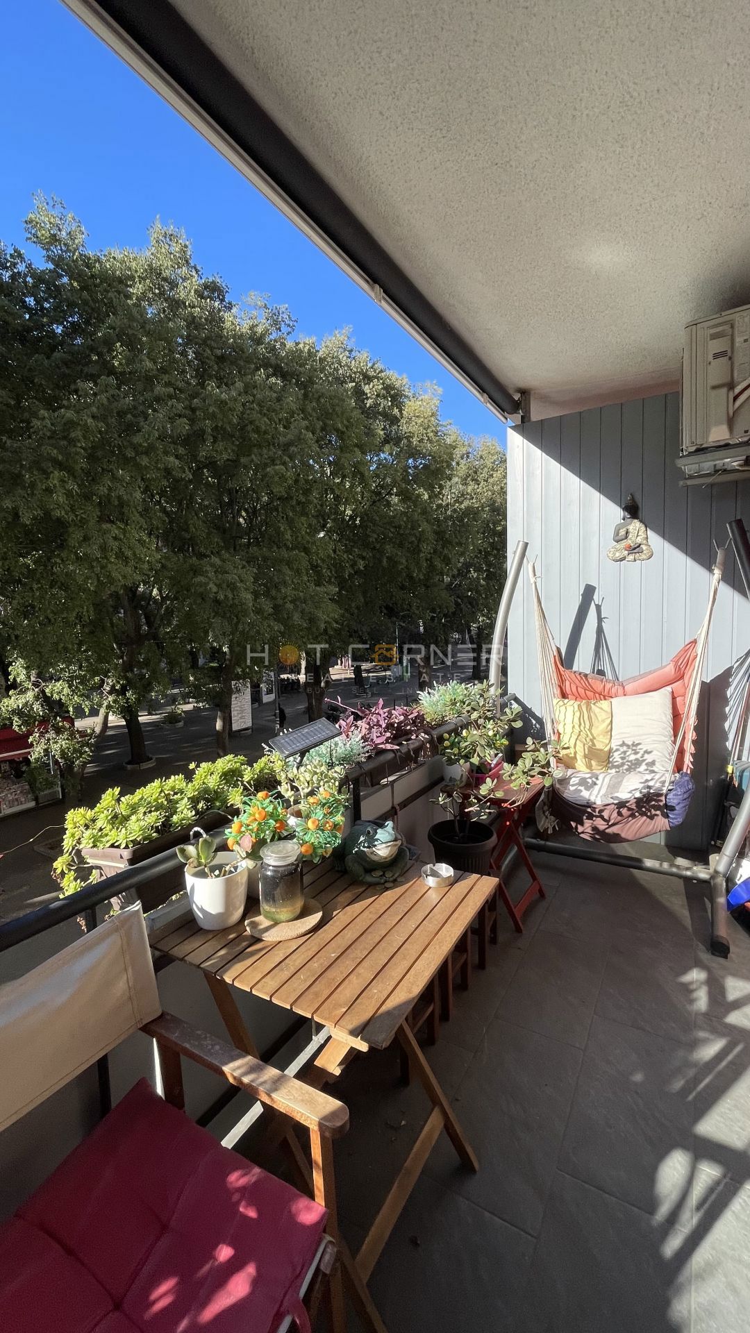 Appartamento vibrante ristrutturato nel cuore verde di Pola