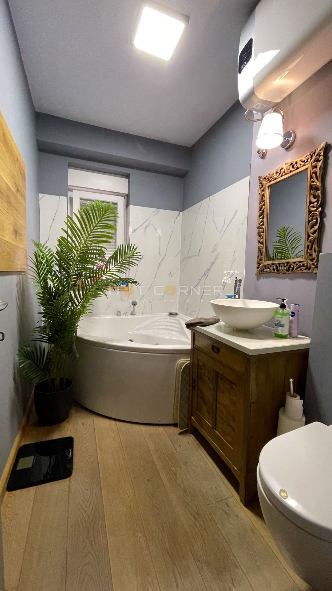 Appartamento vibrante ristrutturato nel cuore verde di Pola