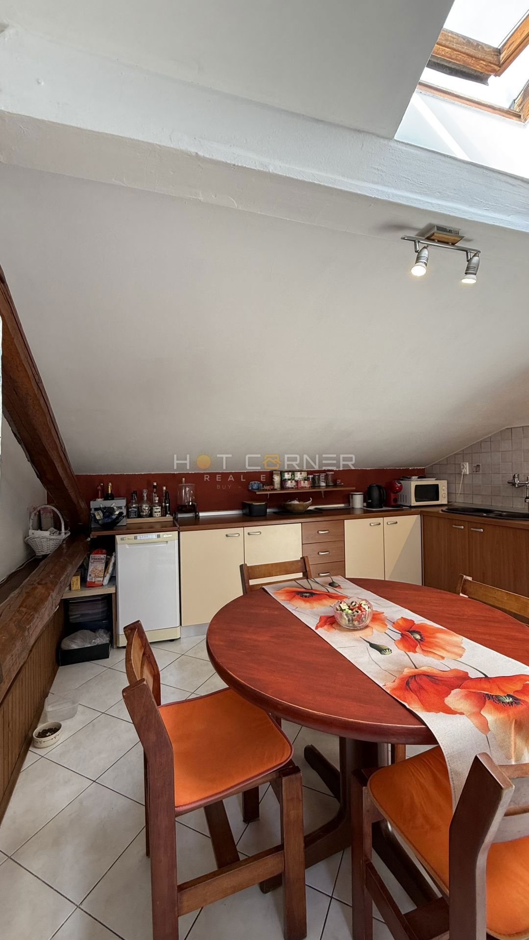 Centro Pola – Appartamento su due livelli