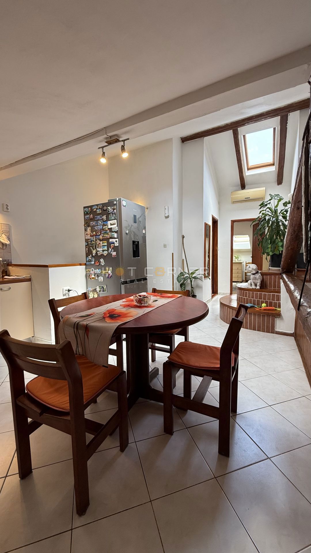 Centro Pola – Appartamento su due livelli