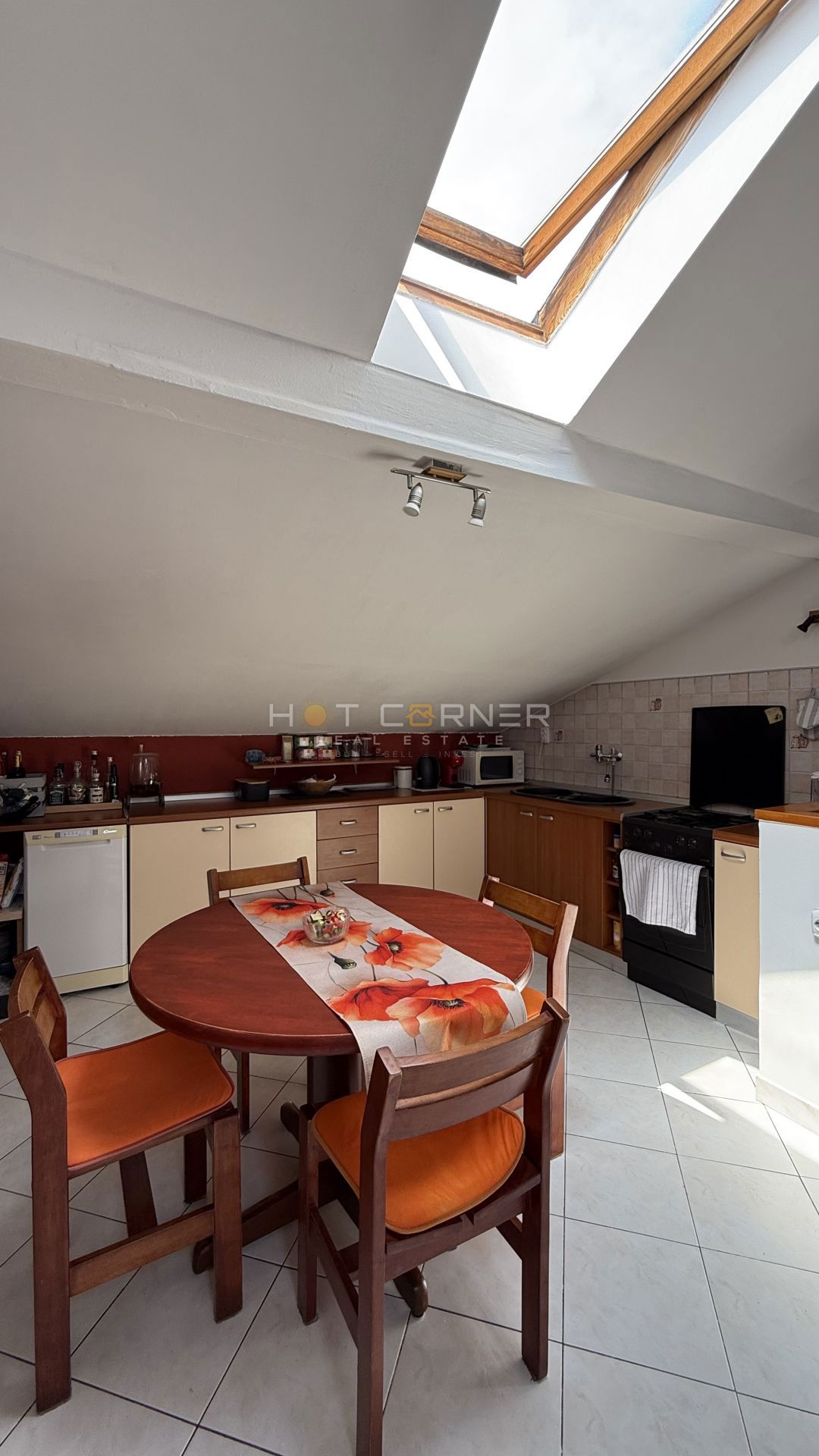 Centro Pola – Appartamento su due livelli