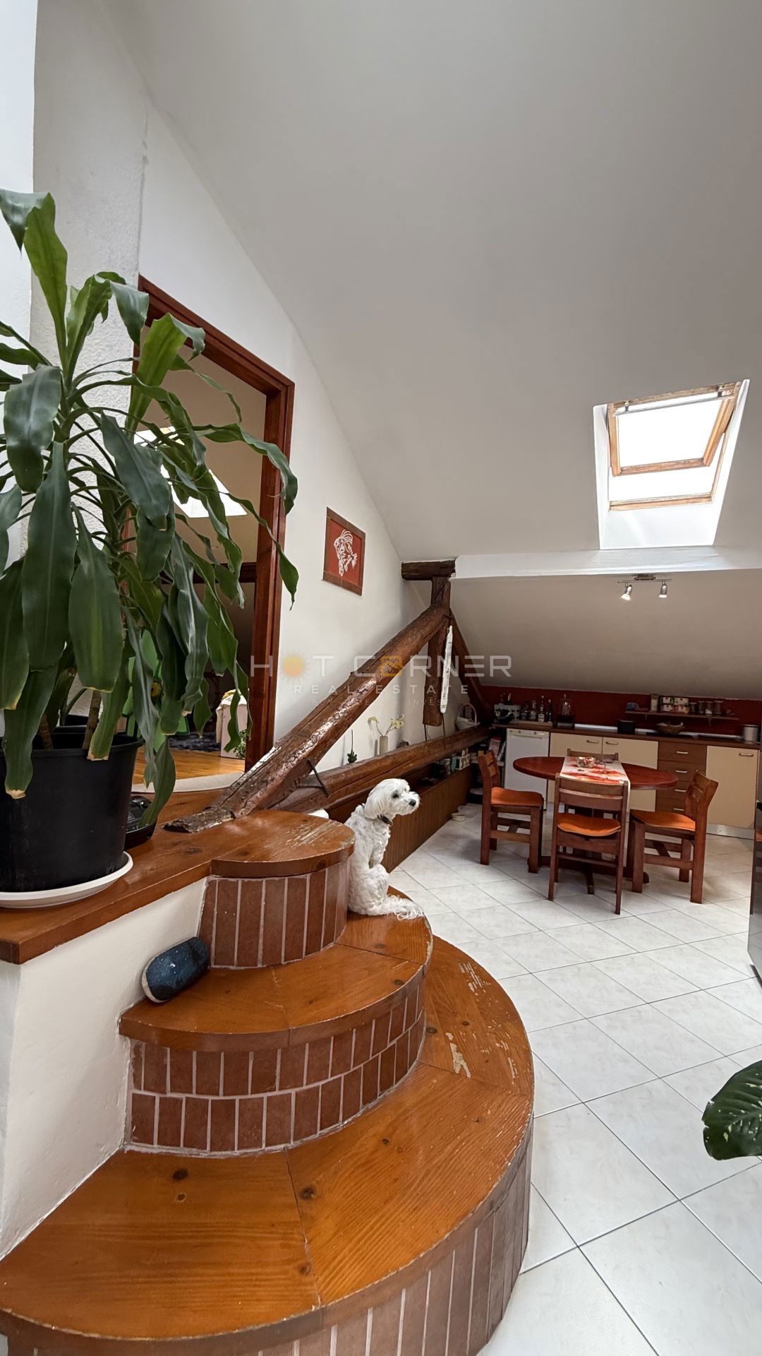 Centro Pola – Appartamento su due livelli