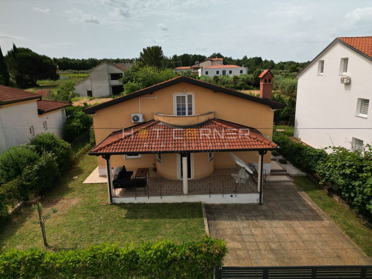 Casa top con piscina vicino a Parenzo