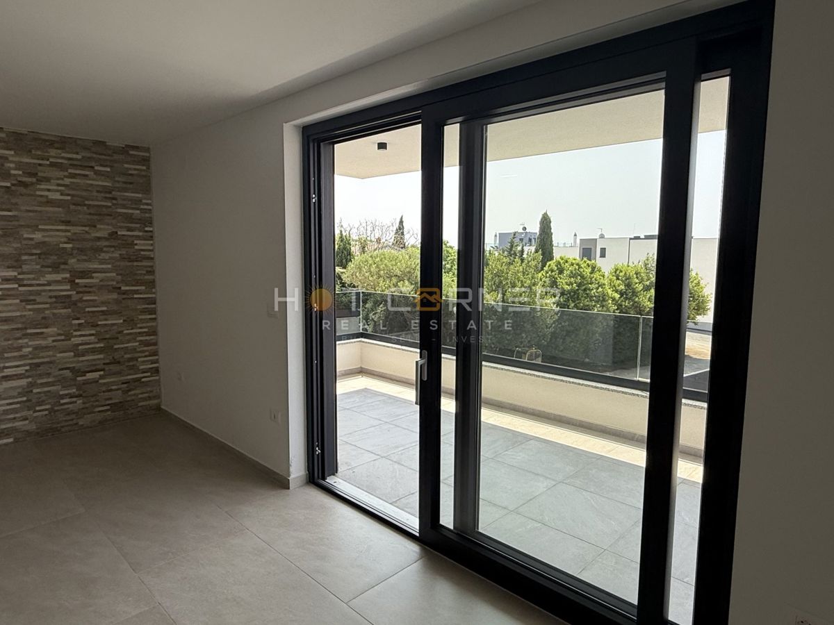 Medulin – Appartamento a 200 m dal mare, ampia terrazza con vista mare