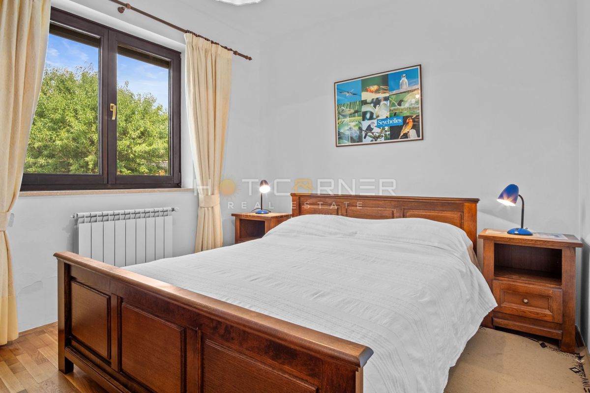 Casa con vista mare e ampio giardino – Banjole