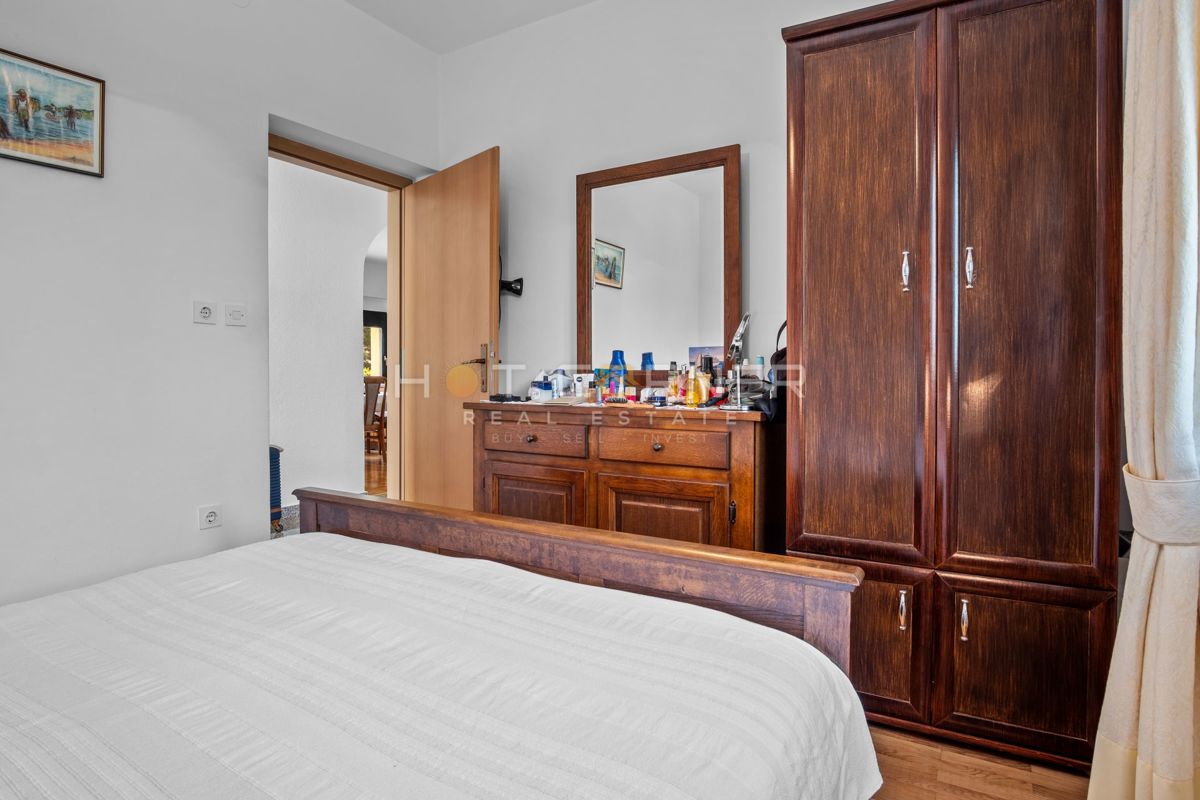 Casa con vista mare e ampio giardino – Banjole