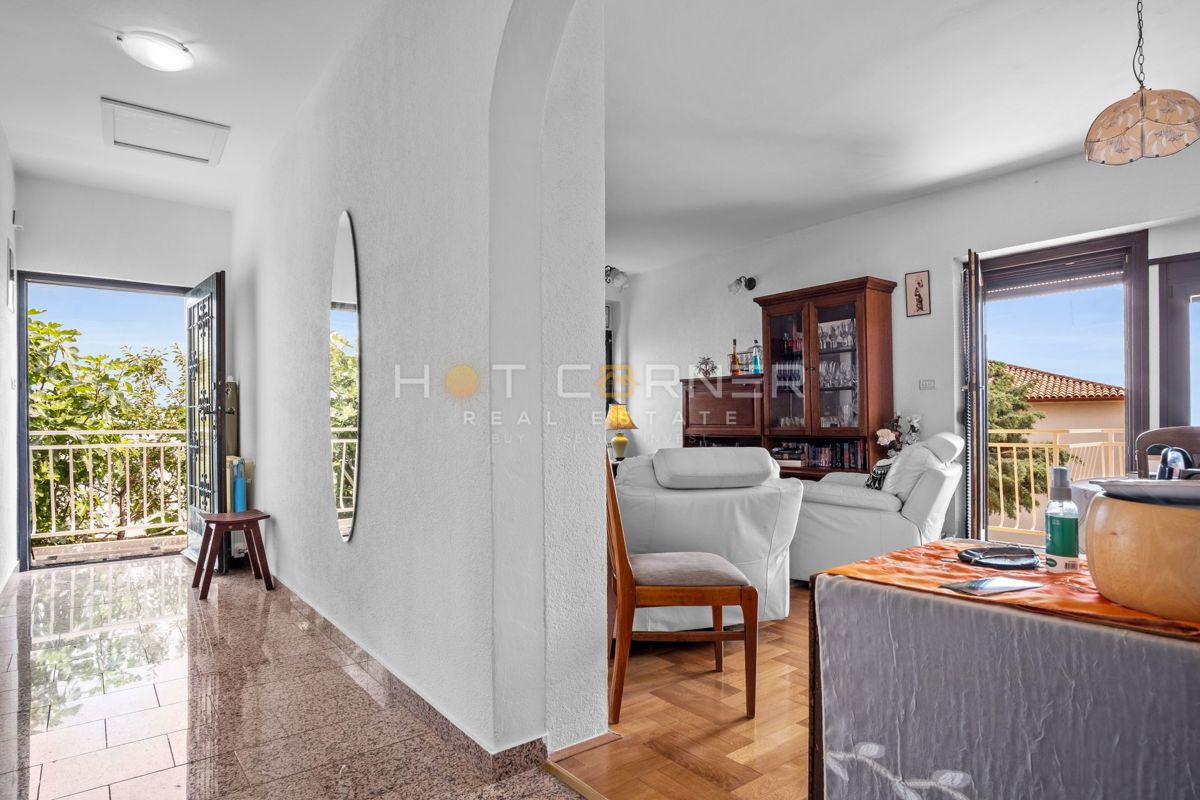 Casa con vista mare e ampio giardino – Banjole