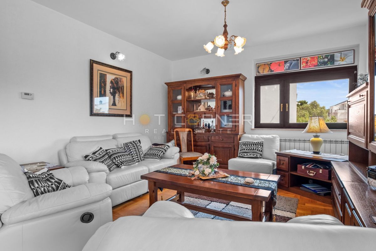 Casa con vista mare e ampio giardino – Banjole