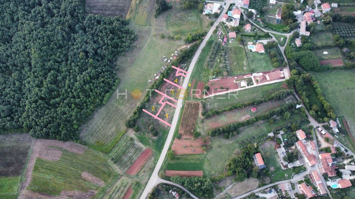 Barban, 4 terreni edificabili per la costruzione di 4 case vacanza, vista mare