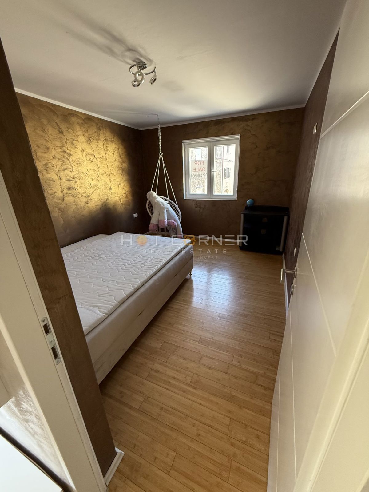 Occasione! Pomer, a 5 minuti dal mare, 2 appartamenti arredati con due camere da letto