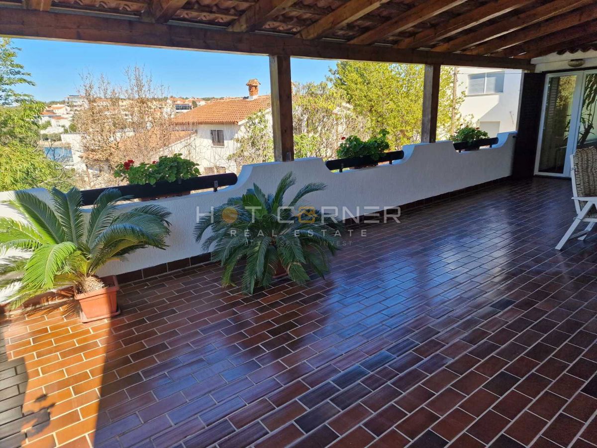 Casa con vista mare, Pješčana uvala, occasione top!