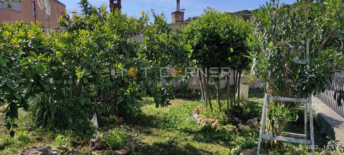 Autentica villa italiana con carattere - centro di Pola