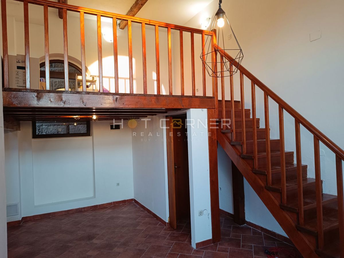 Autentica villa italiana con carattere - centro di Pola