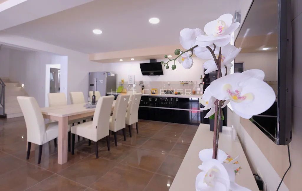 Casa Svetvinčenat, 220m2