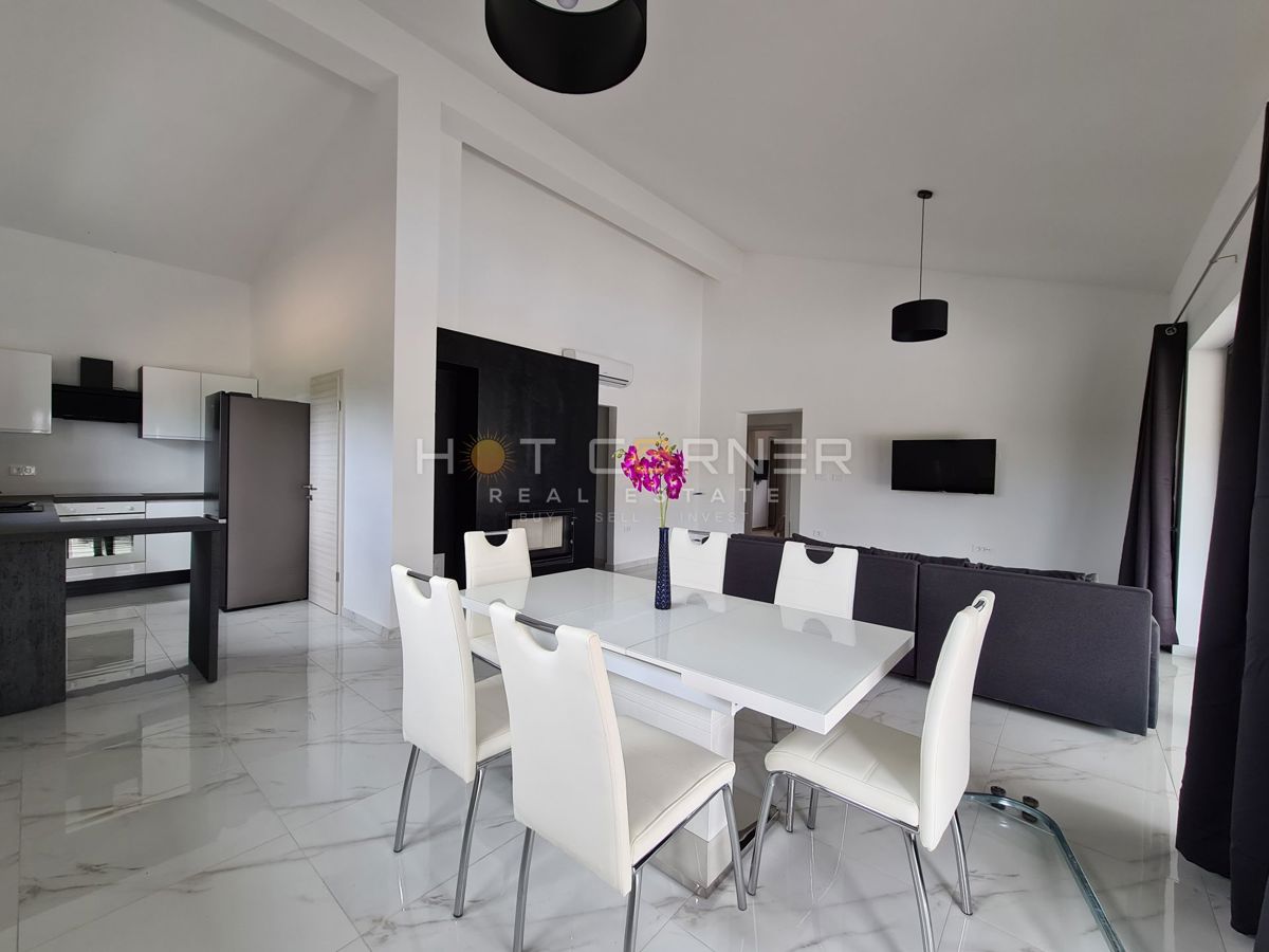 Casa Vinež, Labin, 120m2