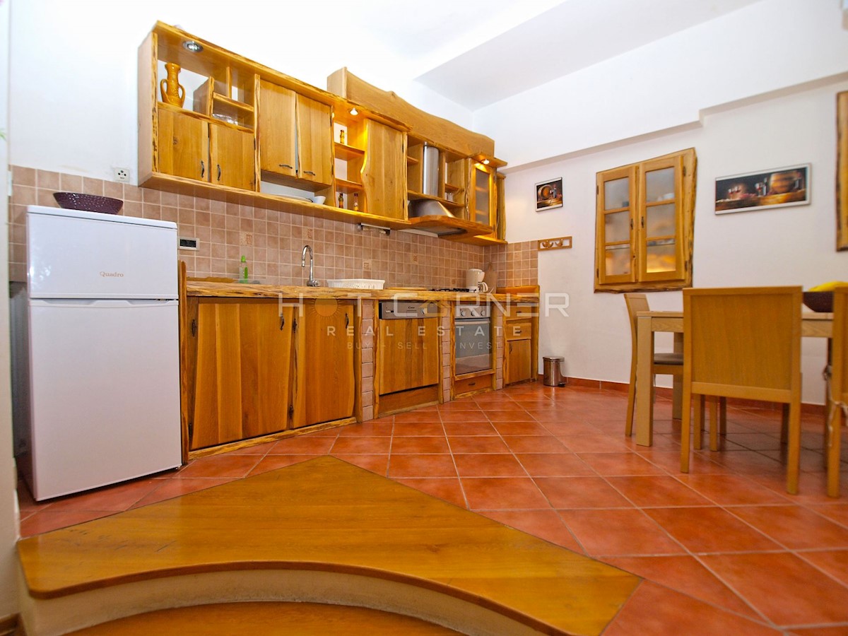 Appartamento Monte Zaro, Pula, 80m2