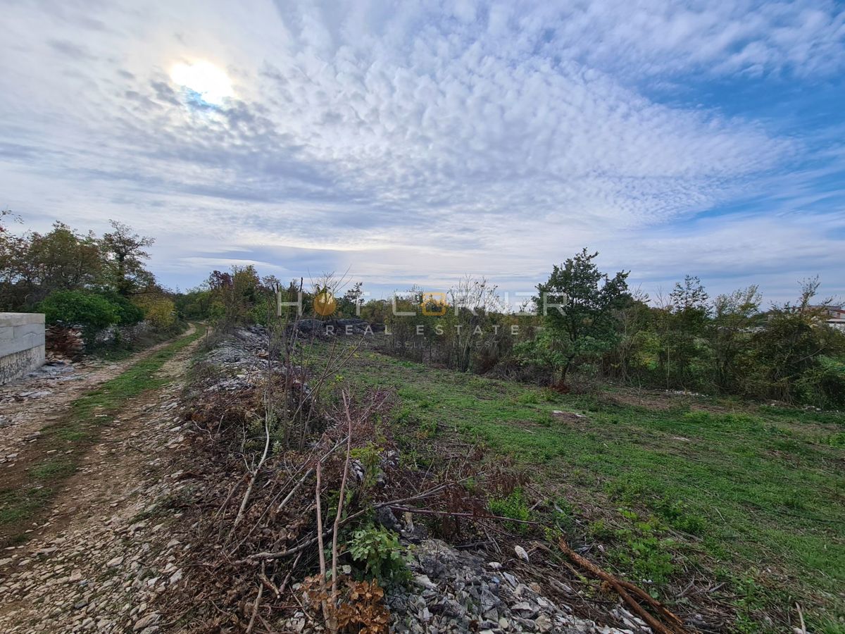 Terreno Juršići, Svetvinčenat, 1.980m2