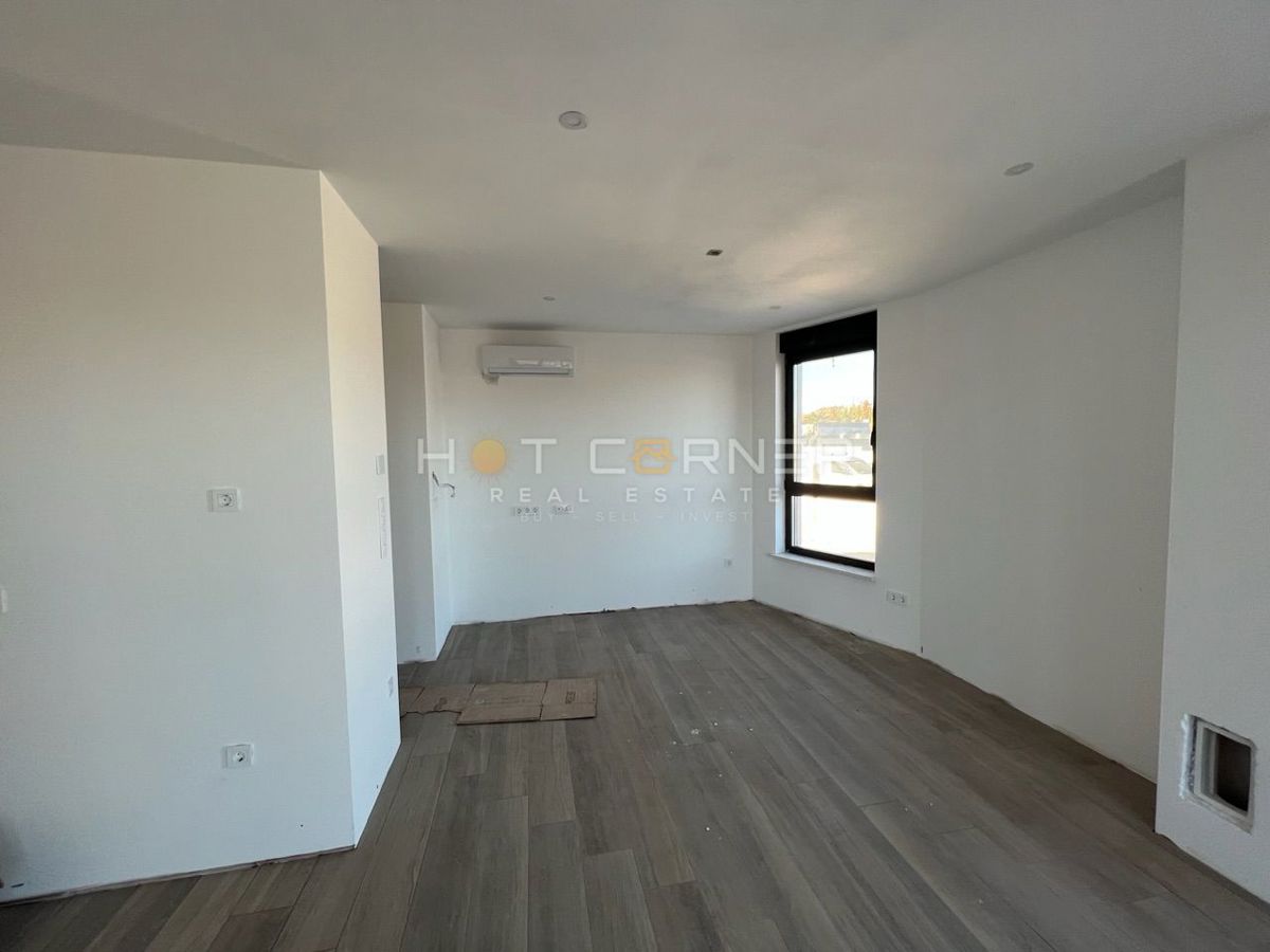 Ližnjan, a 400 m dalla spiaggia, lussuoso appartamento moderno al piano terra con giardino di 80 m2 