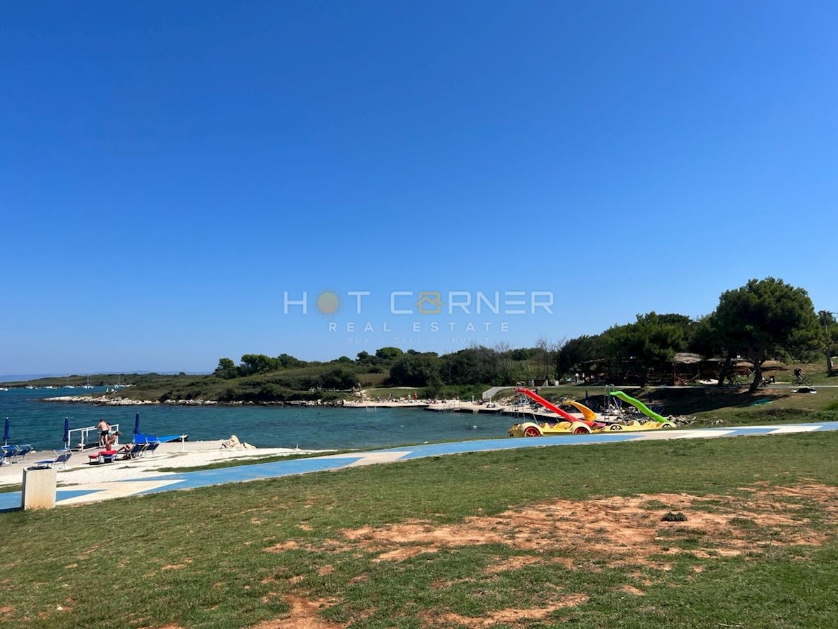 Ližnjan, a 400 m dalla spiaggia, lussuoso appartamento moderno al piano terra con giardino di 80 m2 