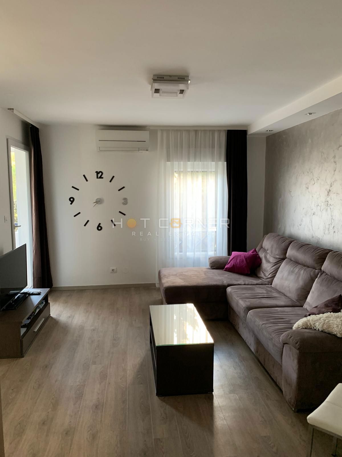 Appartamento Sv. Polikarp / Sisplac, Pula, 77m2