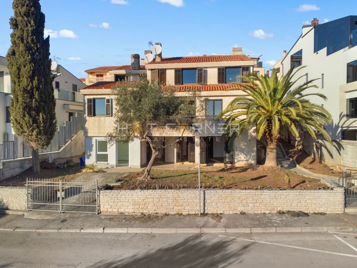 Casa Pješčana Uvala, Medulin, 450m2