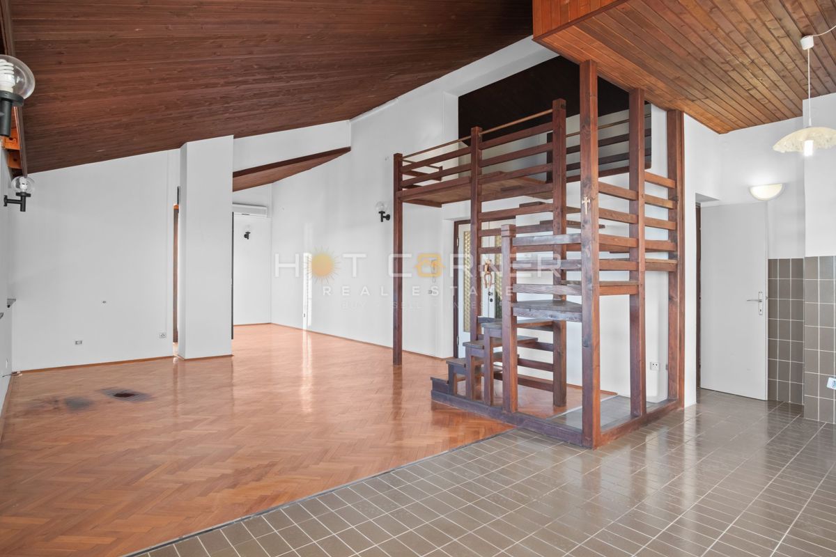 Casa Pješčana Uvala, Medulin, 450m2