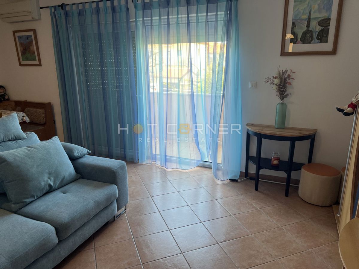 Pješčana Uvala, 200 m dalla spiaggia, 1° piano, 1 camera da letto, 2 terrazze