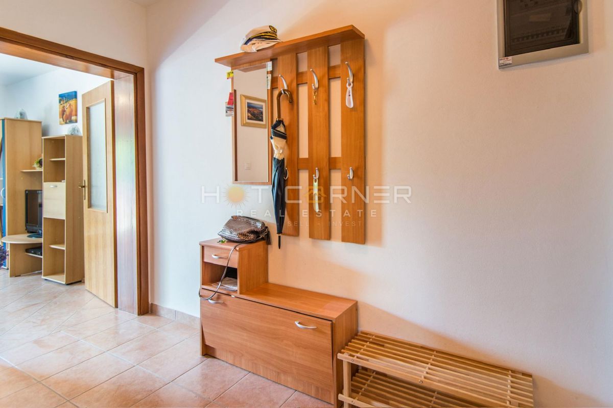 Pješčana Uvala, 200 m dalla spiaggia, 1° piano, 1 camera da letto, 2 terrazze