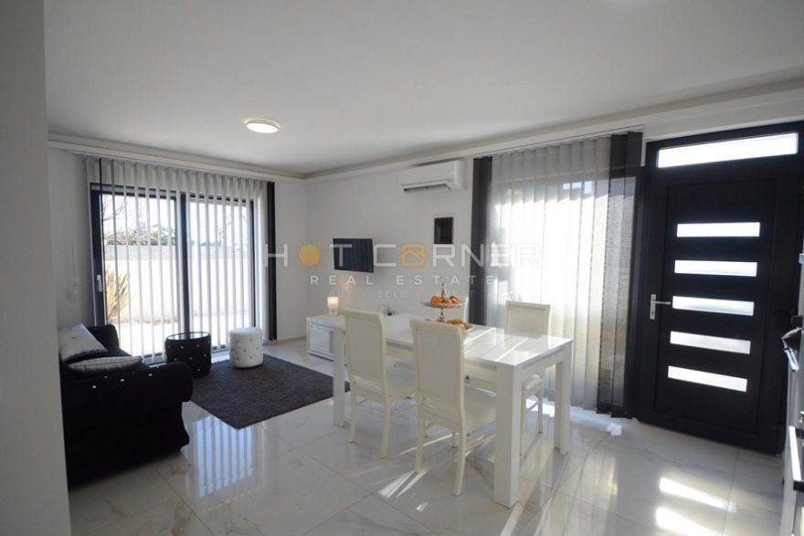 Medulin, appartamento top in posizione top, giardino, piscina, vicino alla spiaggia