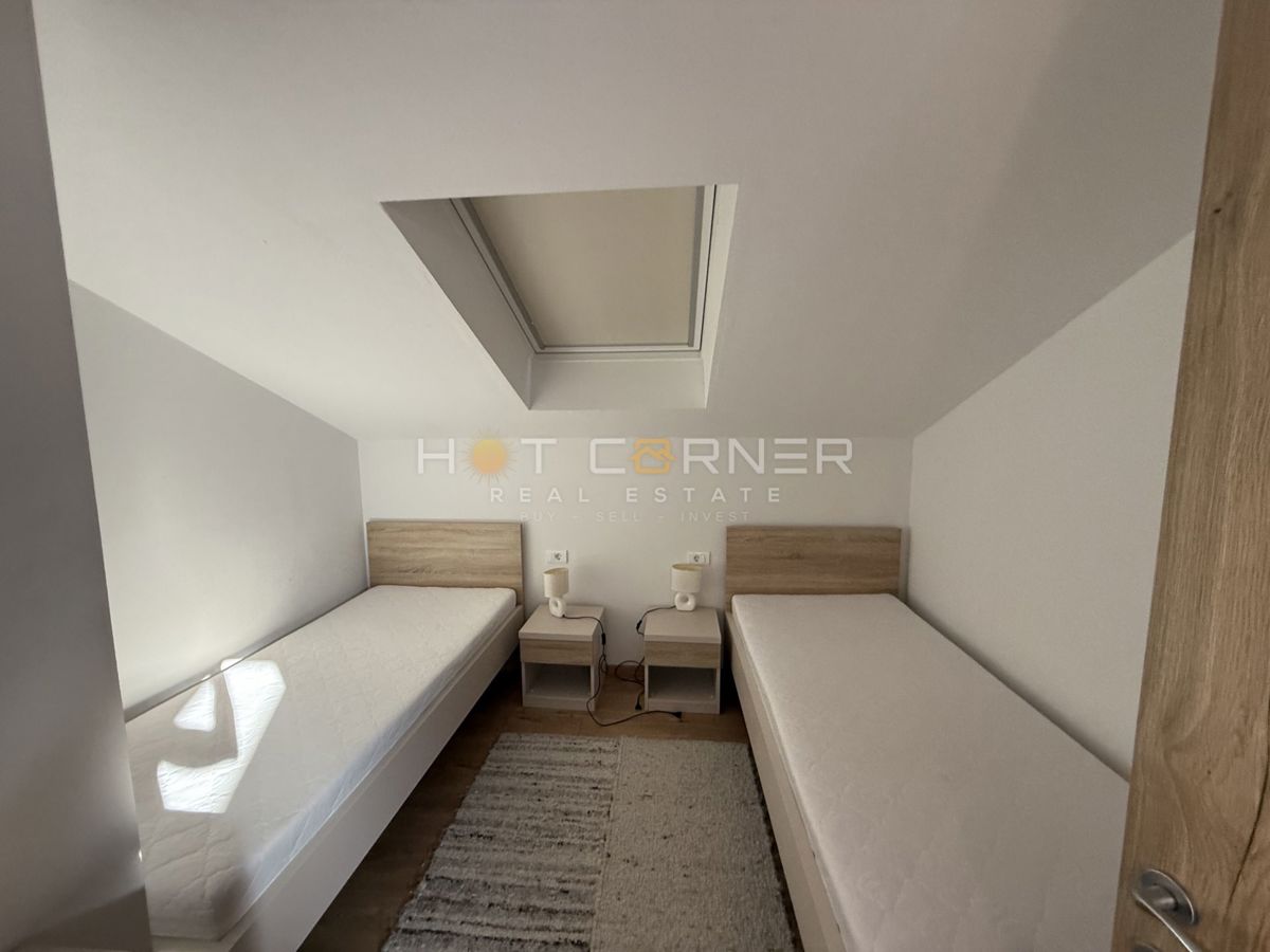 Medulin, penthouse, 1ª fila al mare, vista mare aperta